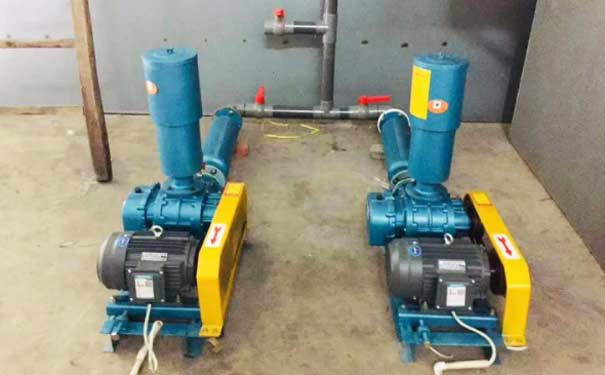 污水廠(chǎng)羅茨風(fēng)機(jī)污水處理方法多，哪些情況下用羅茨鼓風(fēng)機(jī)污水處理